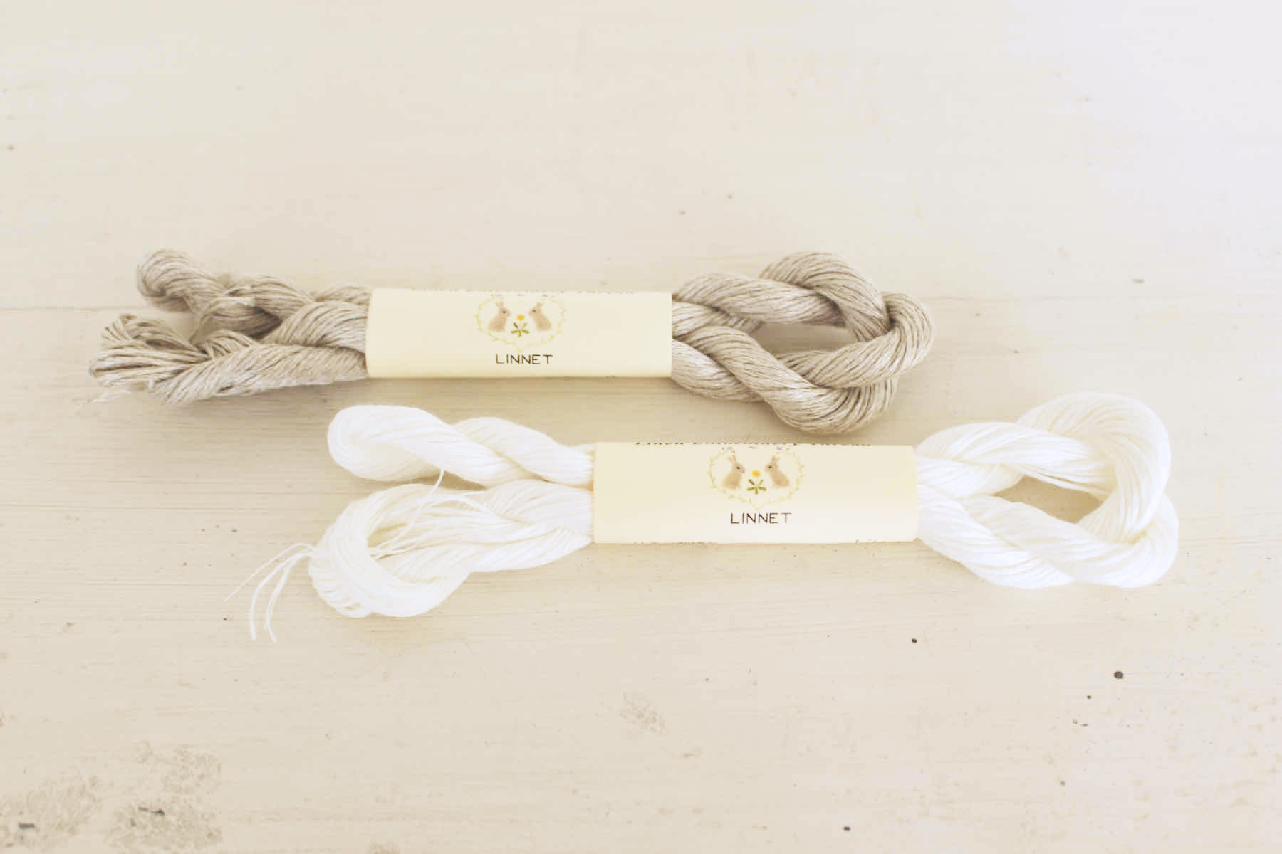 リネン刺繍糸38M<br />生成り